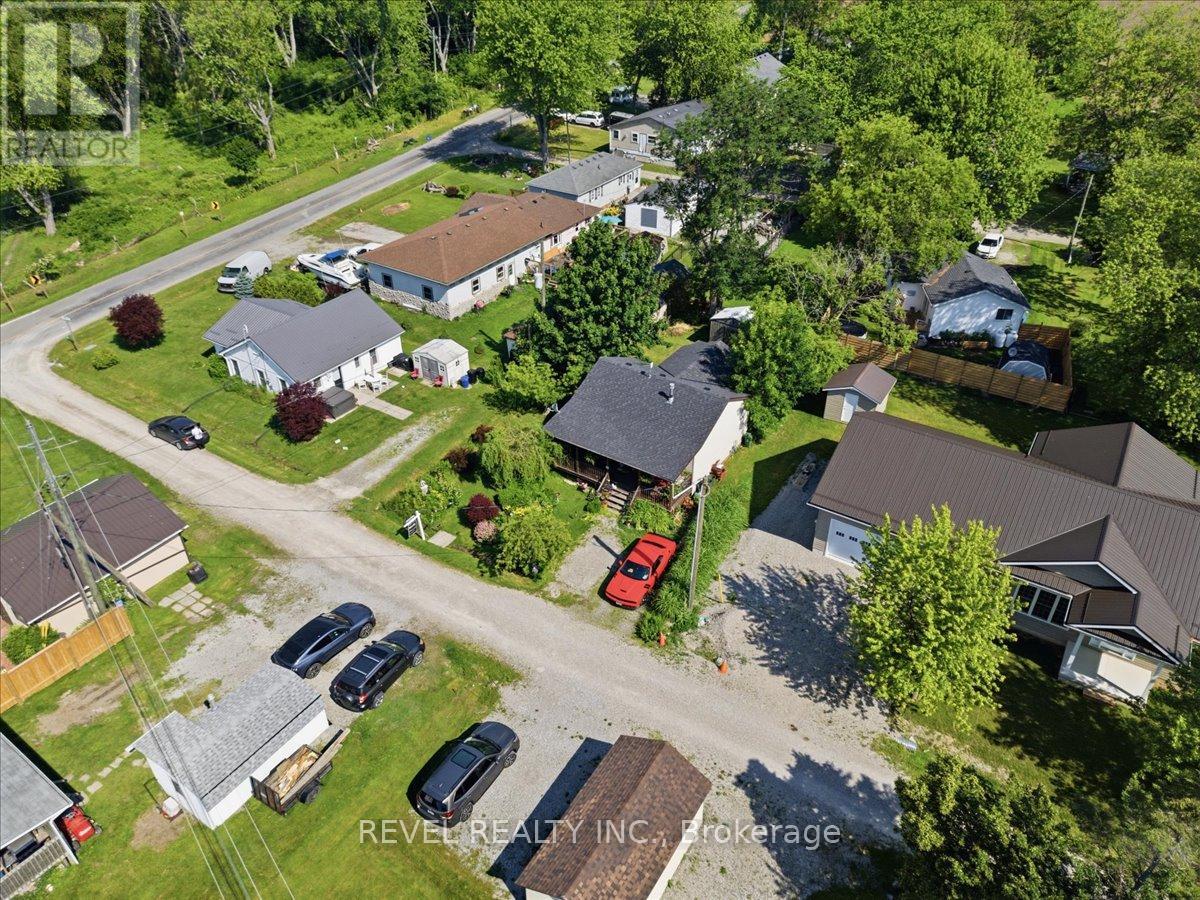 13 WINGER DRIVE - 32