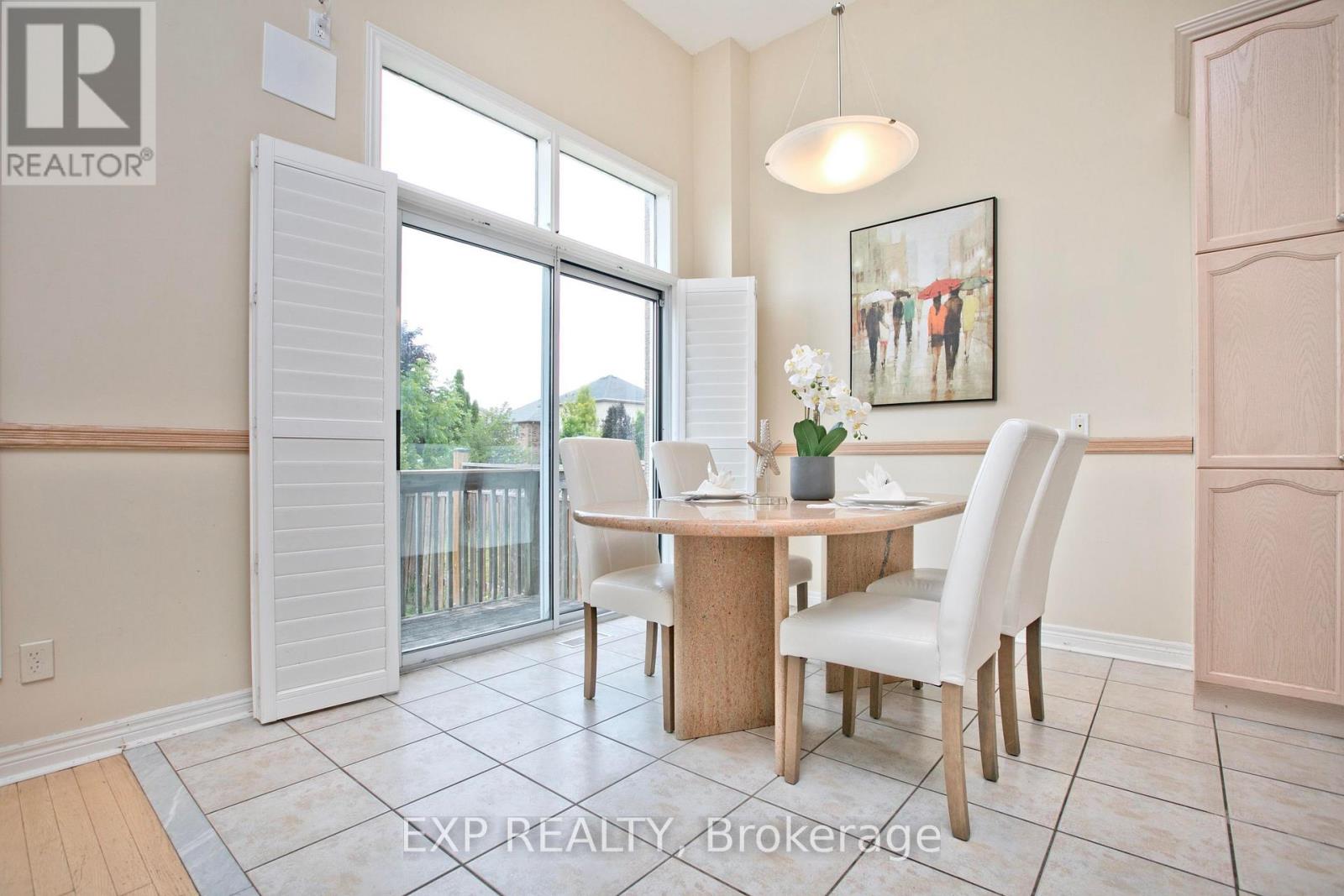 55 SANDWAY CRESCENT - 11