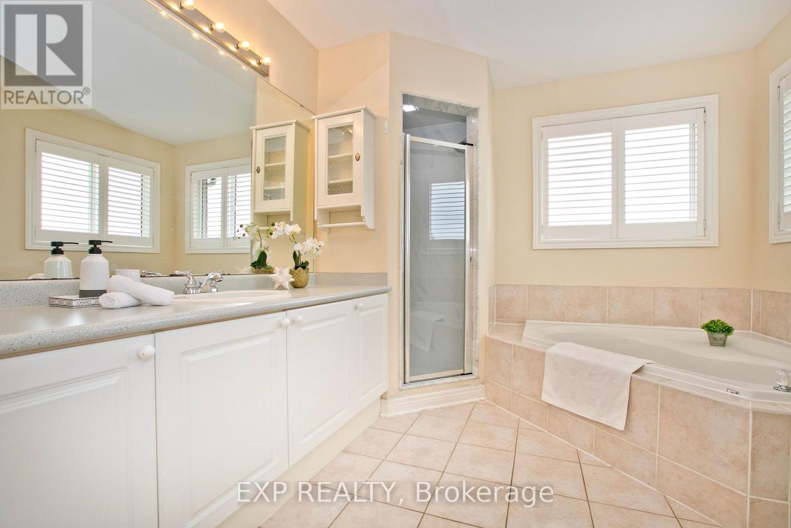 55 SANDWAY CRESCENT - 24