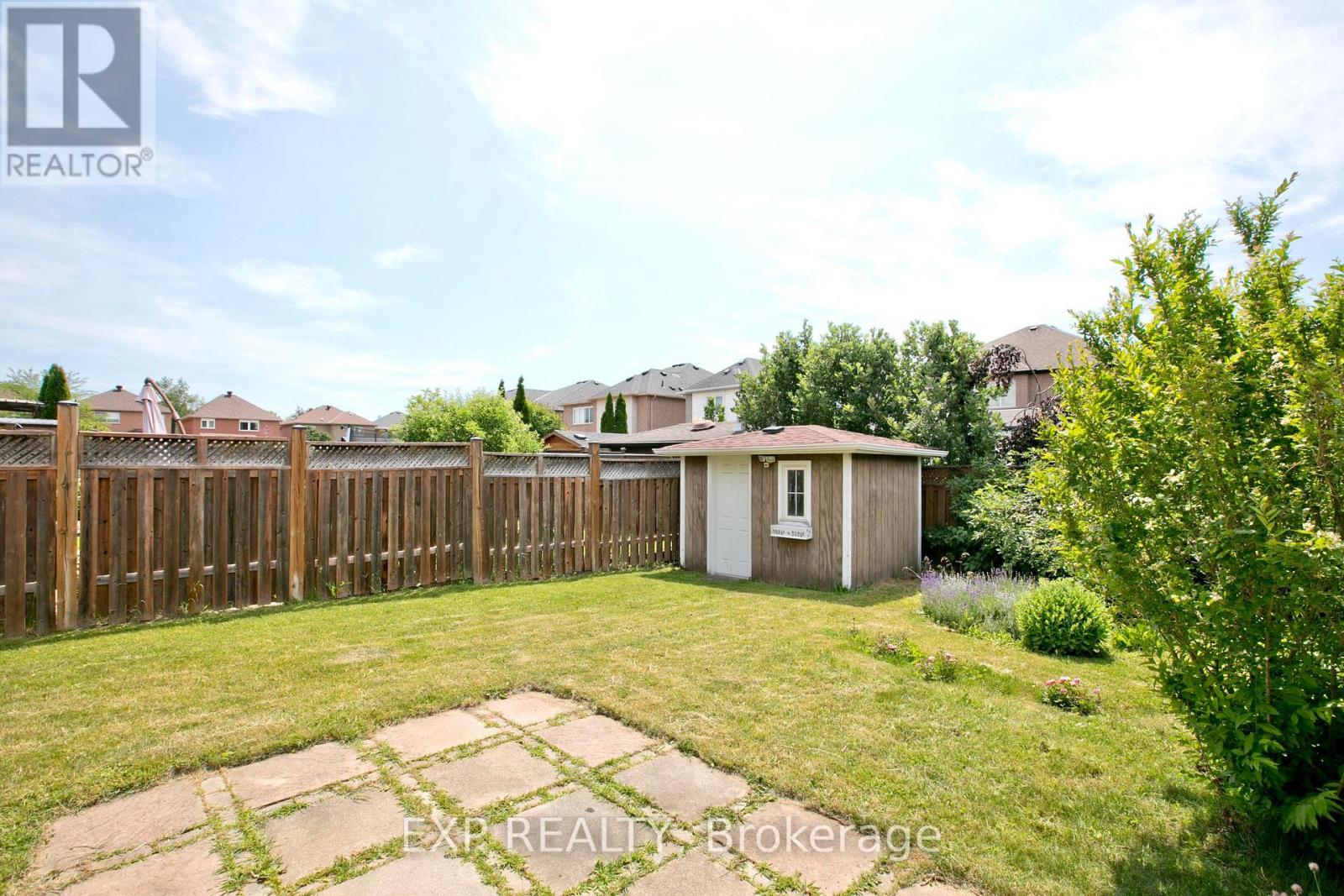 55 SANDWAY CRESCENT - 33