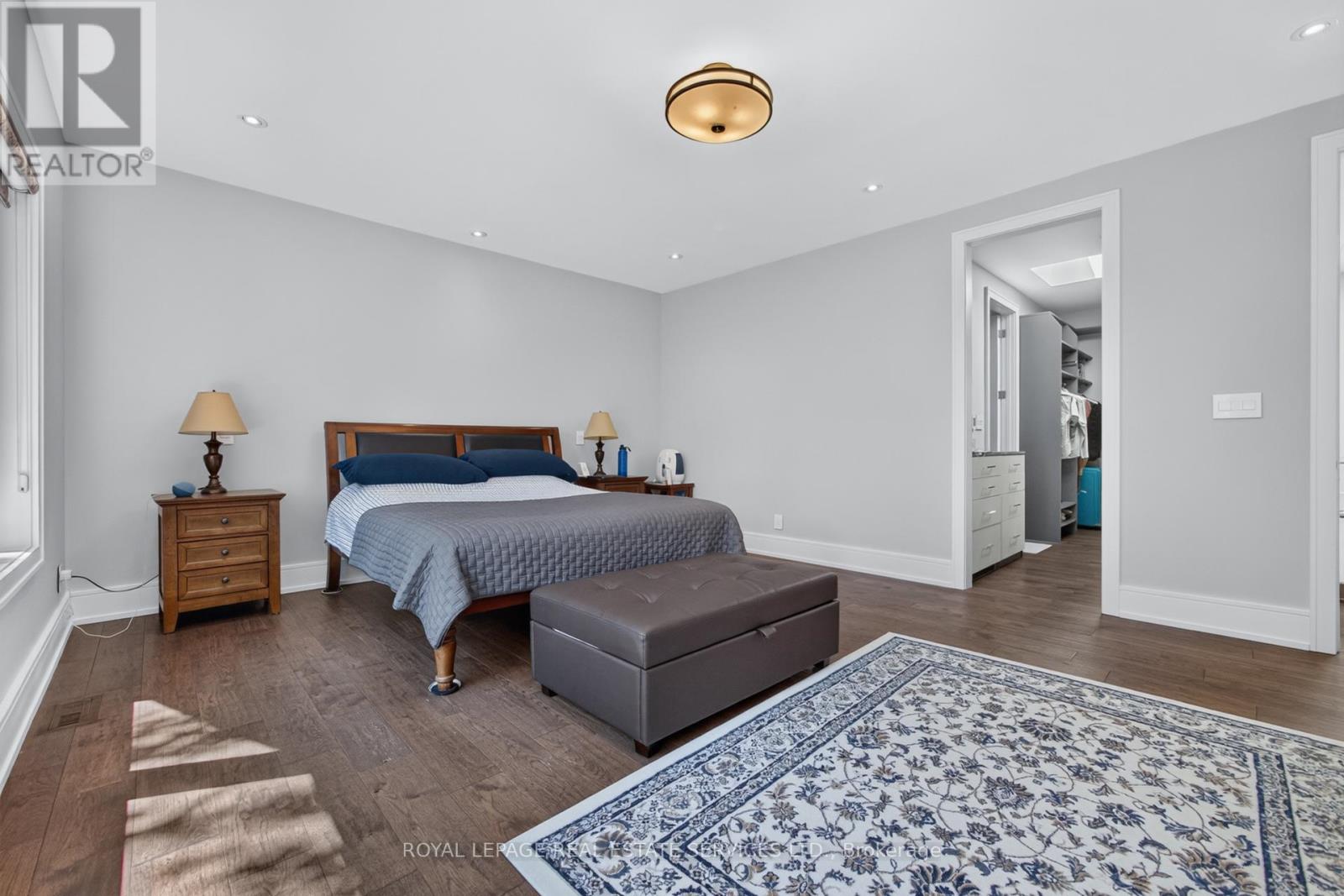 1568 BROADMOOR AVENUE - 23