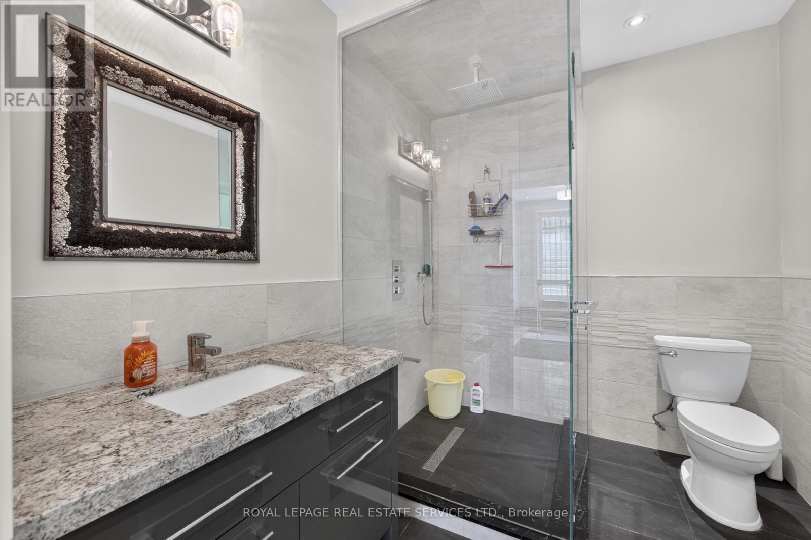 1568 BROADMOOR AVENUE - 37
