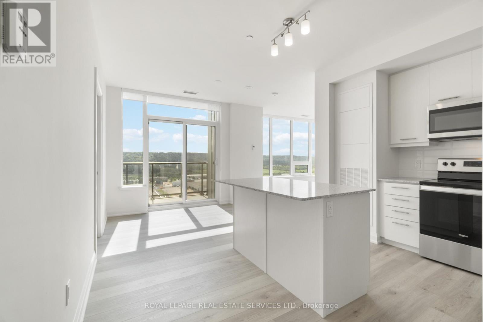 #1702 385 WINSTON ROAD - 14