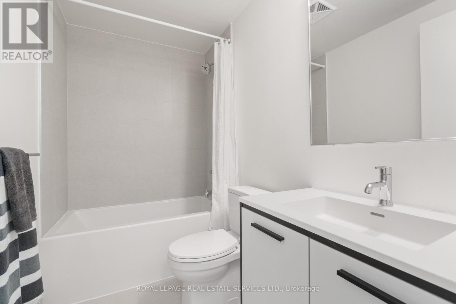 #1702 385 WINSTON ROAD - 25