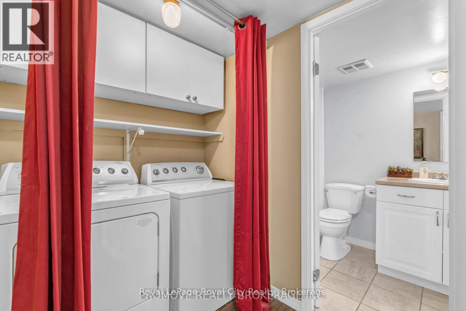 #906 358 WATERLOO AVENUE - 13
