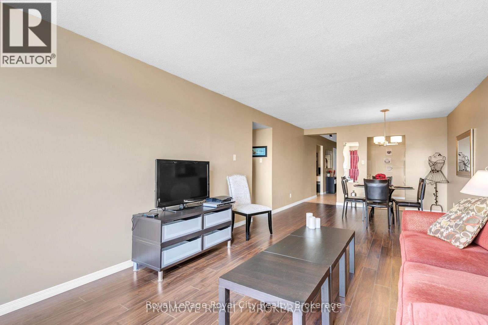#906 358 WATERLOO AVENUE - 5