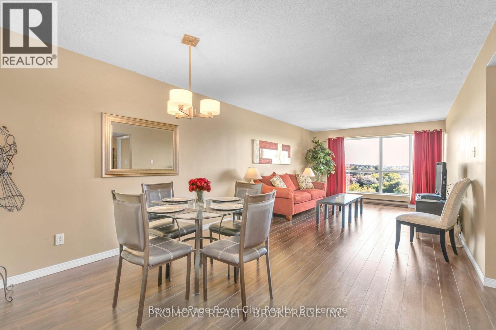 #906 358 WATERLOO AVENUE - 6