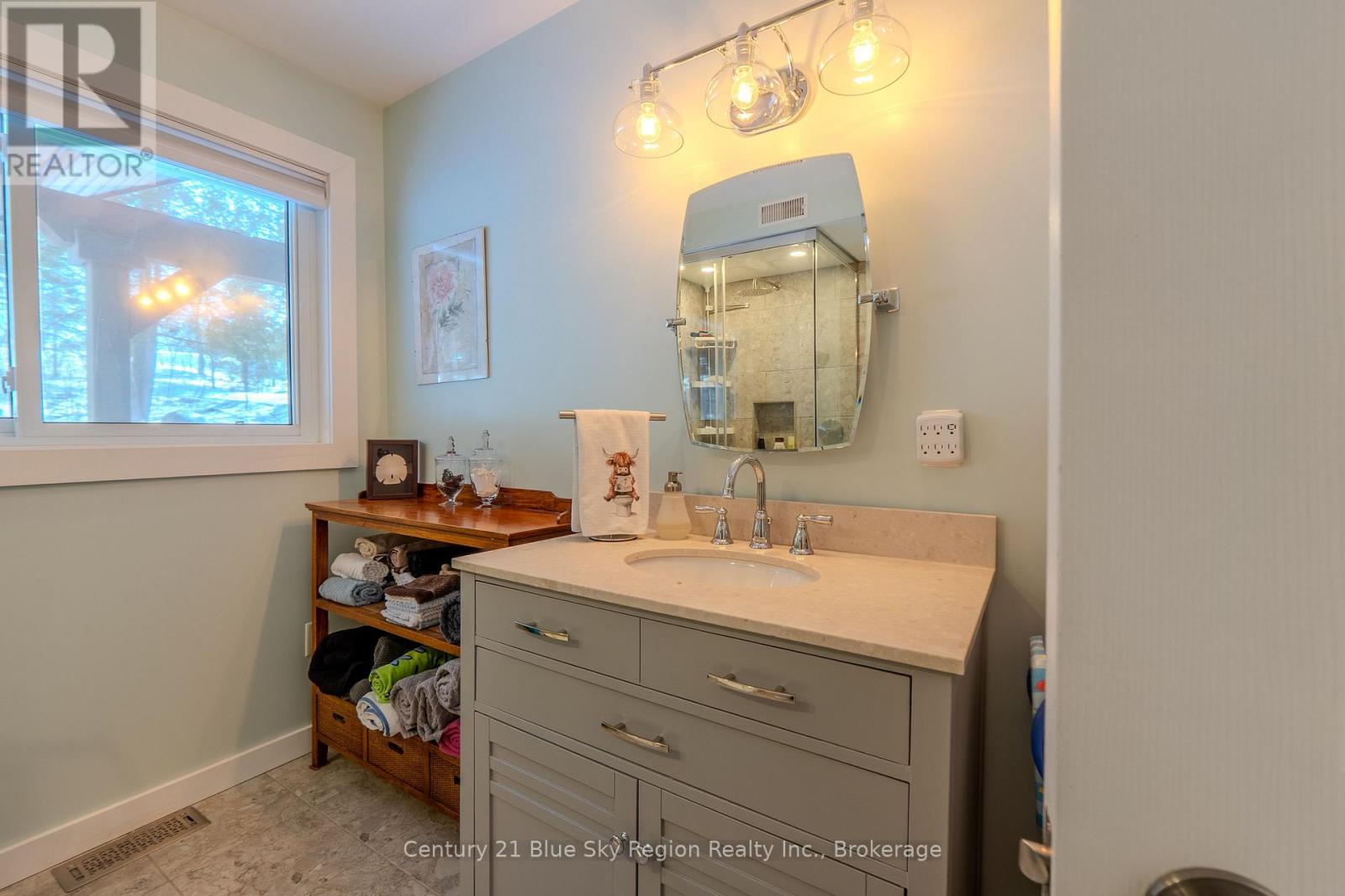 12 CHERRY LANE - 24