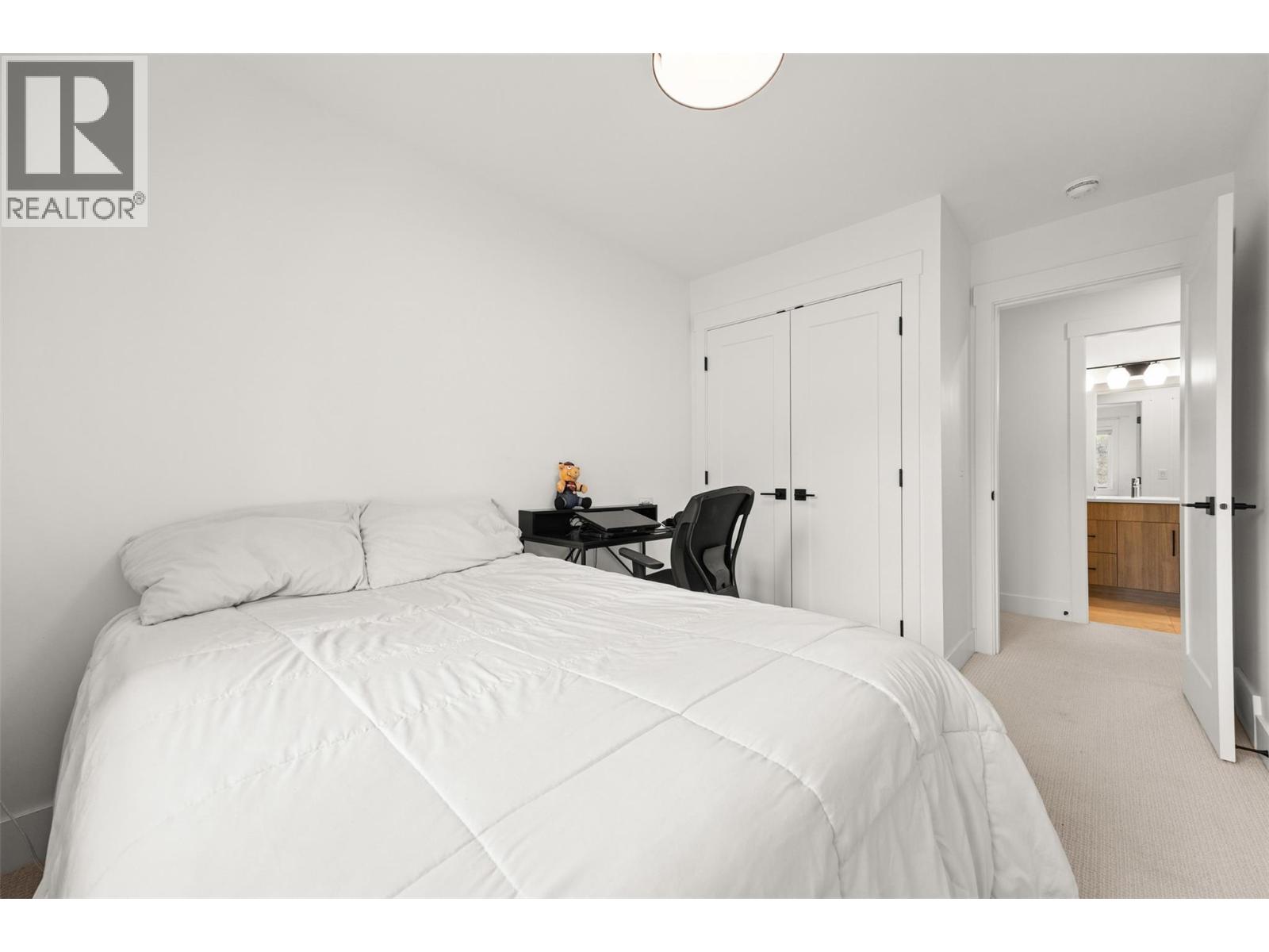 #25 2835 Canyon Crest Drive - 28