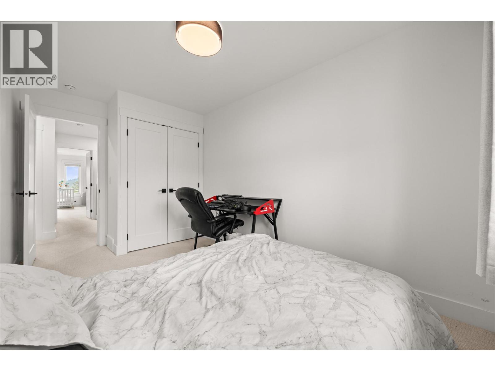 #25 2835 Canyon Crest Drive - 26