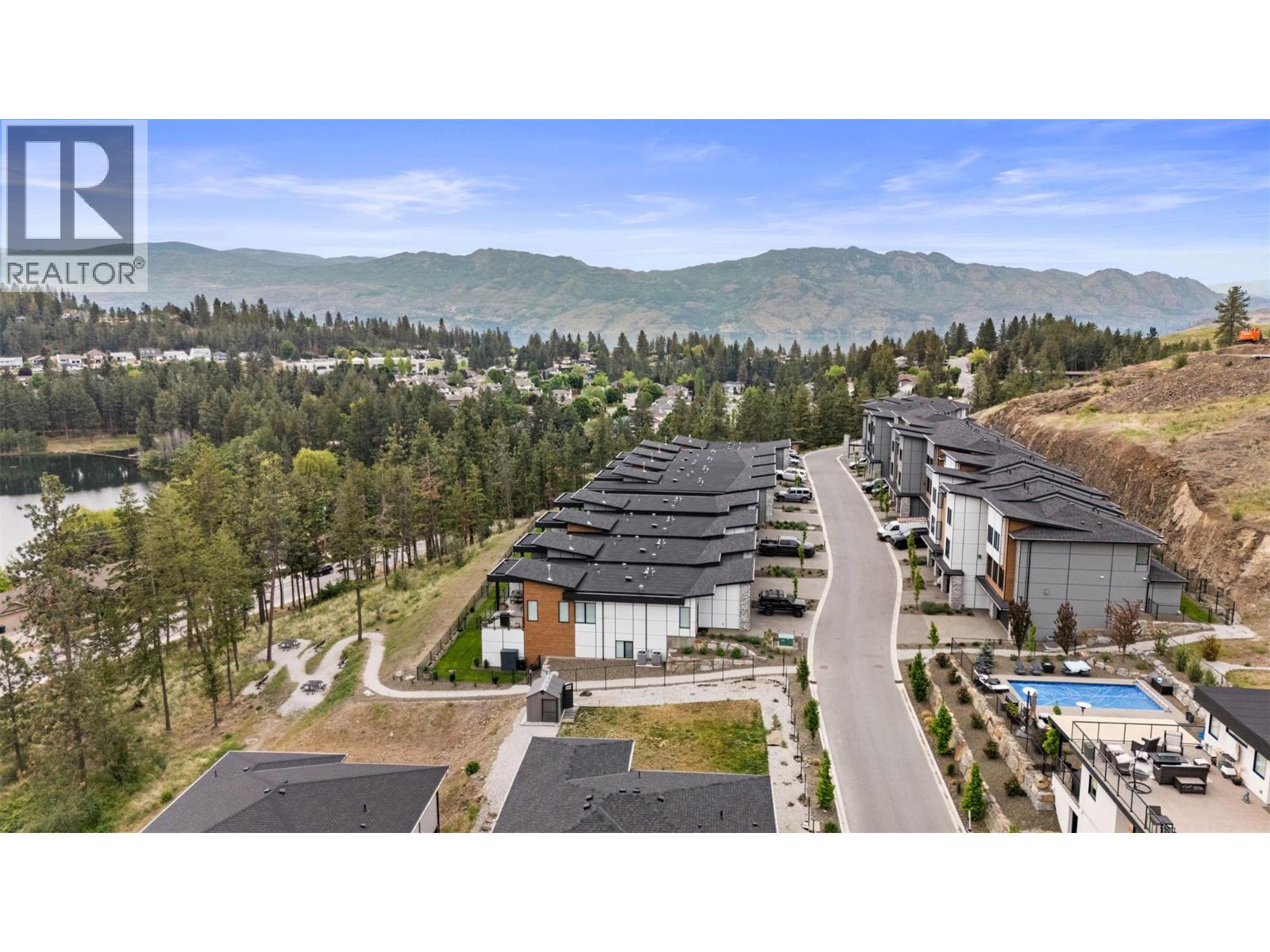 #25 2835 Canyon Crest Drive - 32