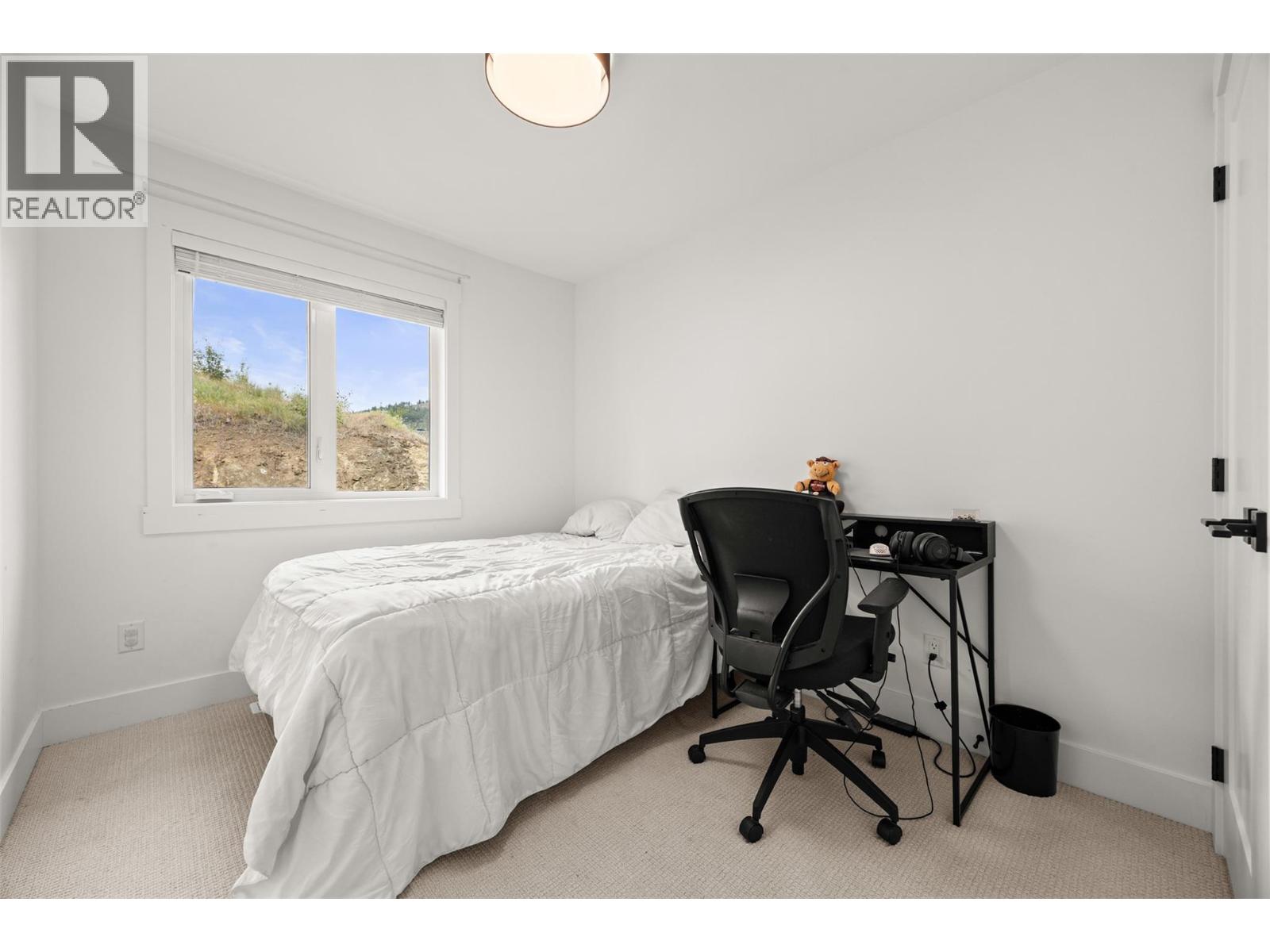 #25 2835 Canyon Crest Drive - 27