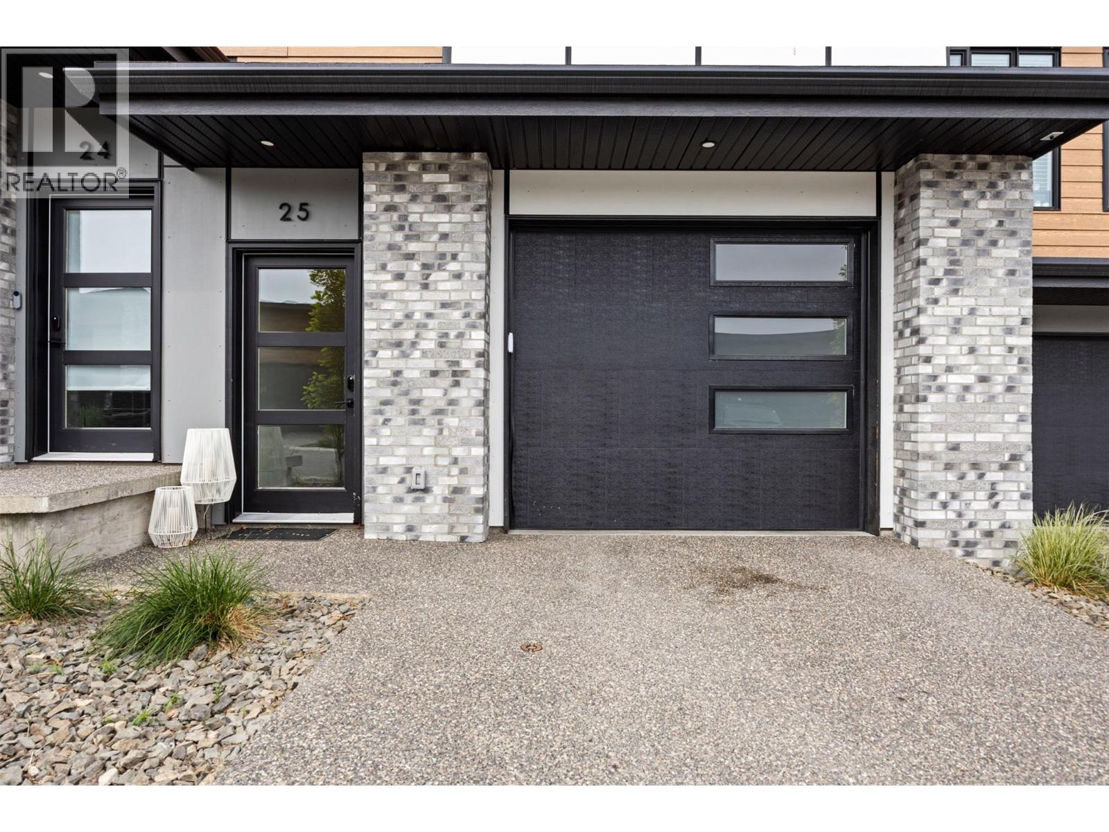 #25 2835 Canyon Crest Drive - 4