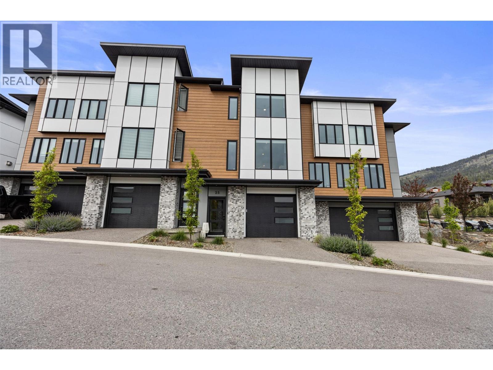 #25 2835 Canyon Crest Drive - 3