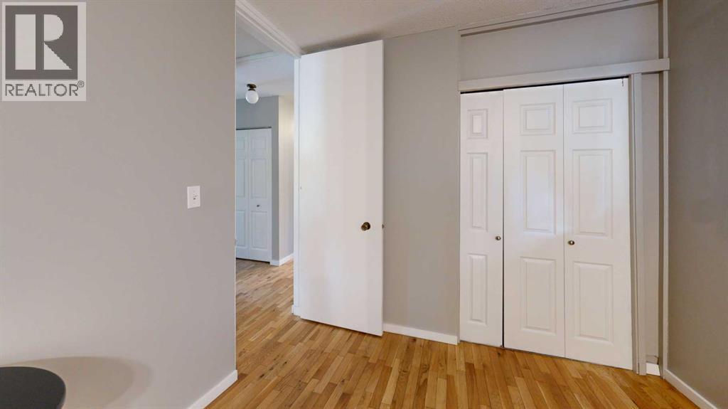 11 Crescent Heights — photo 12