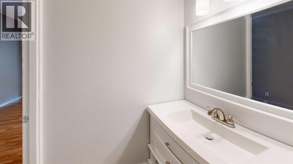 11 Crescent Heights — photo 14