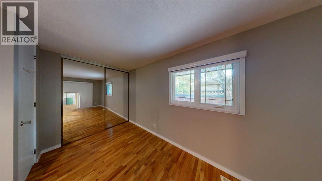 11 Crescent Heights — photo 34
