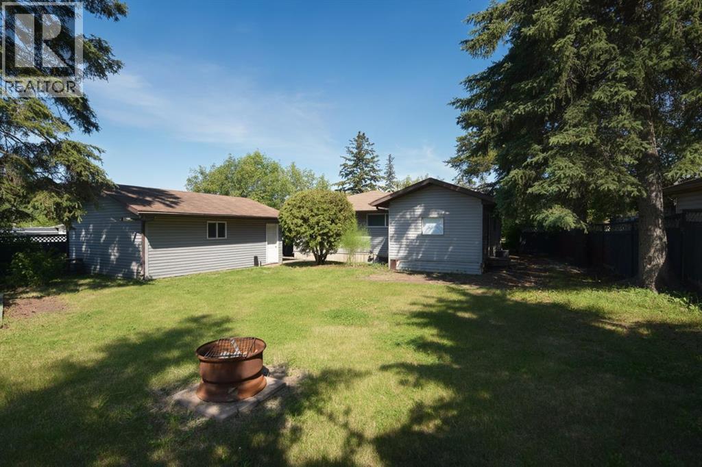 11 Crescent Heights — photo 37