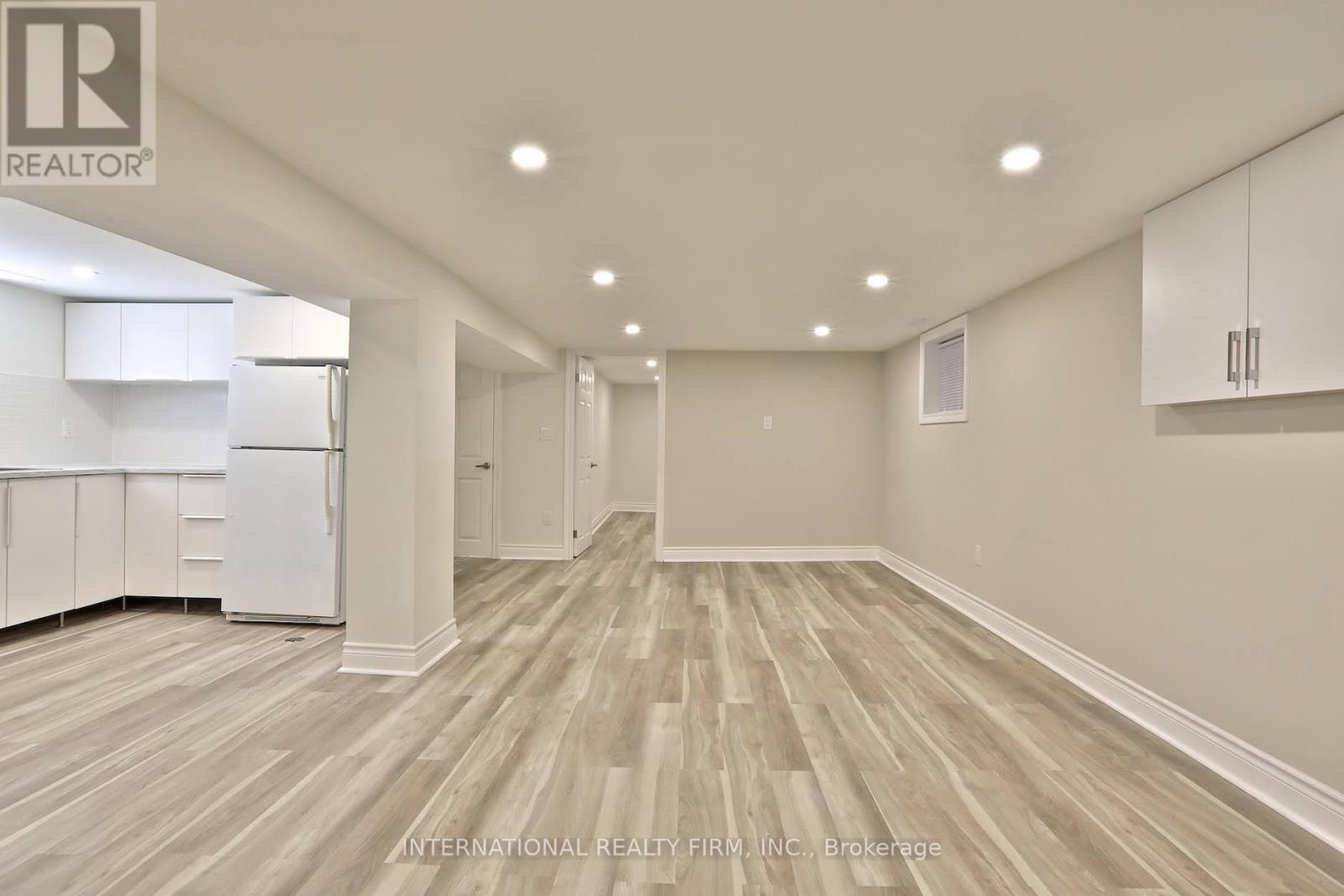 688 SAMMON AVENUE - 27