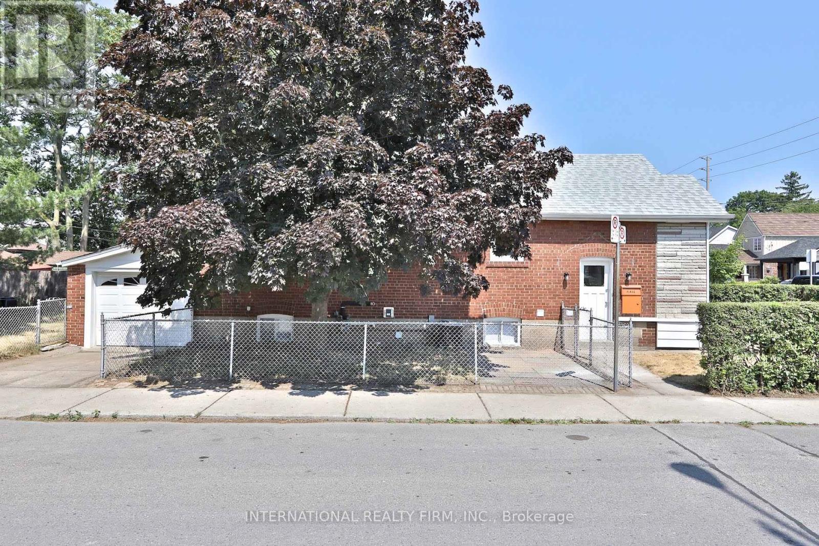 688 SAMMON AVENUE - 42