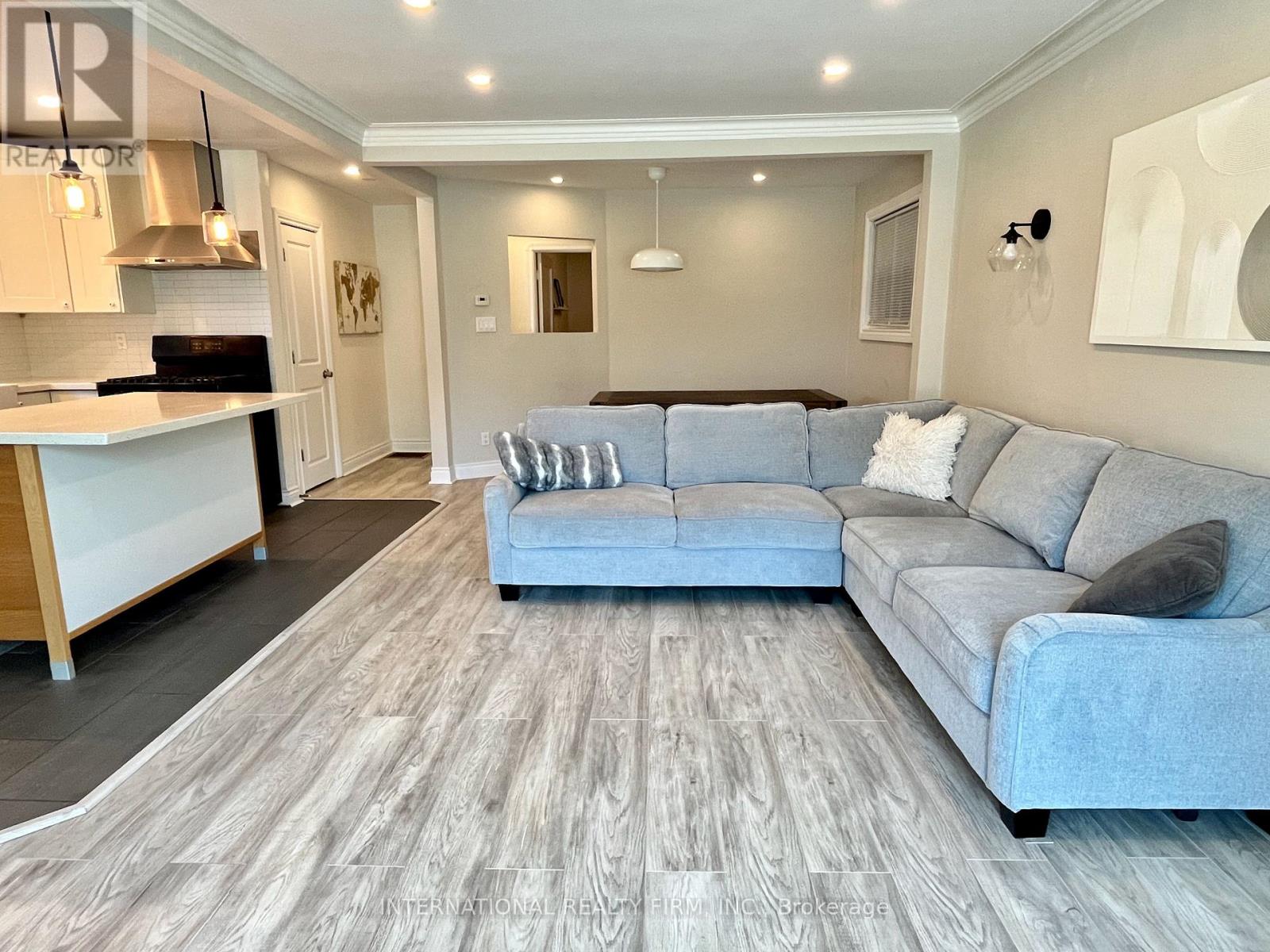 688 SAMMON AVENUE - 5