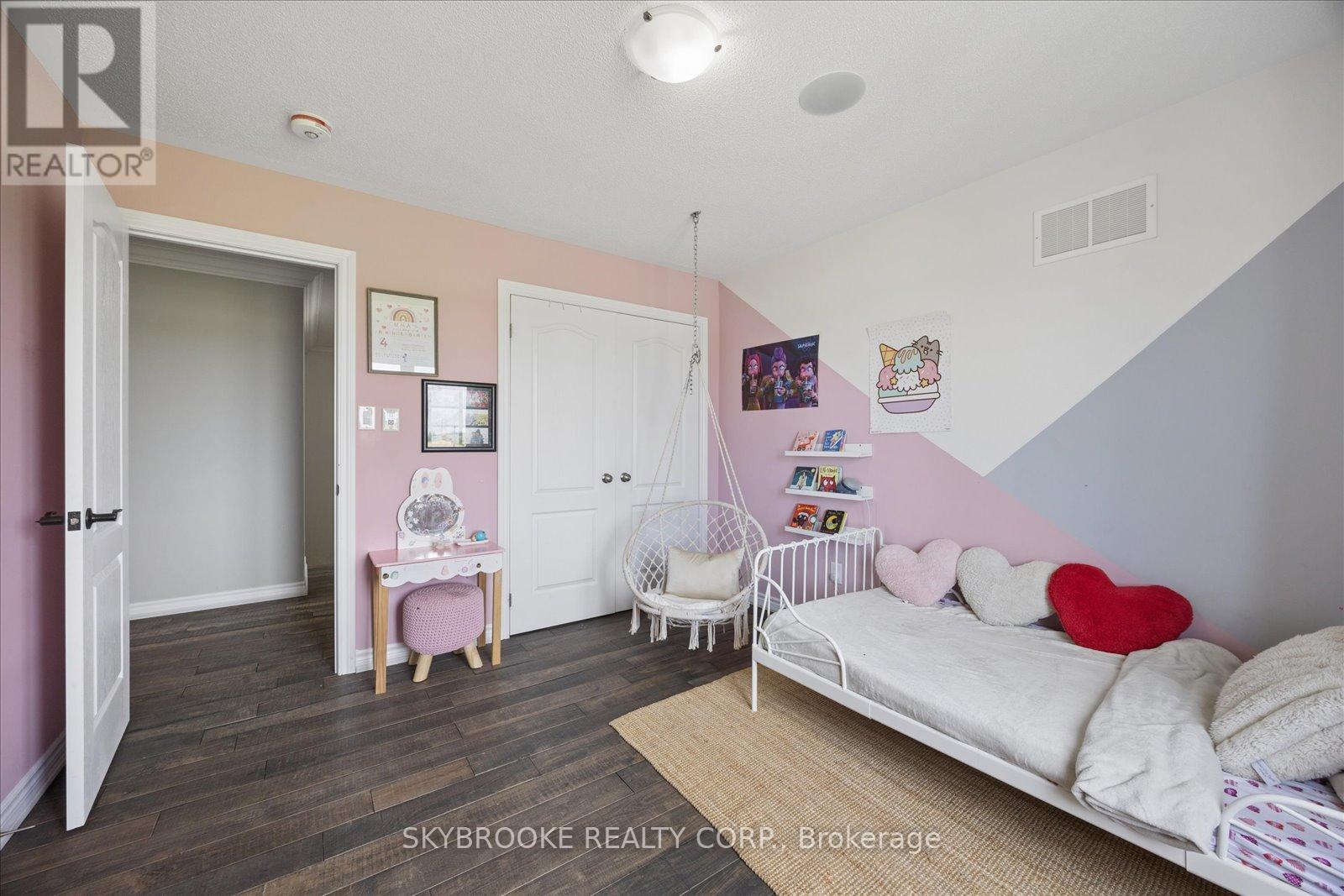 1150 WHARRAM WAY - Image 33