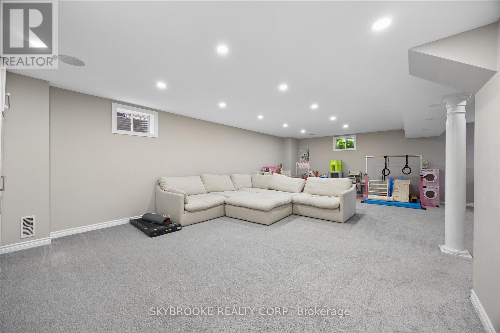 1150 WHARRAM WAY - Image 36