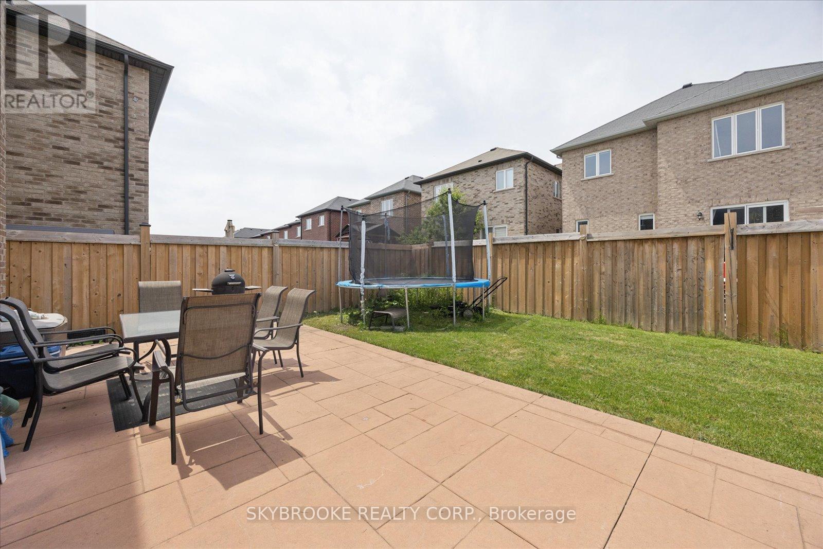 1150 WHARRAM WAY - Image 40