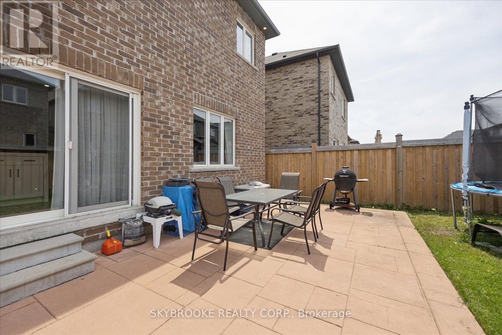 1150 WHARRAM WAY - Image 41