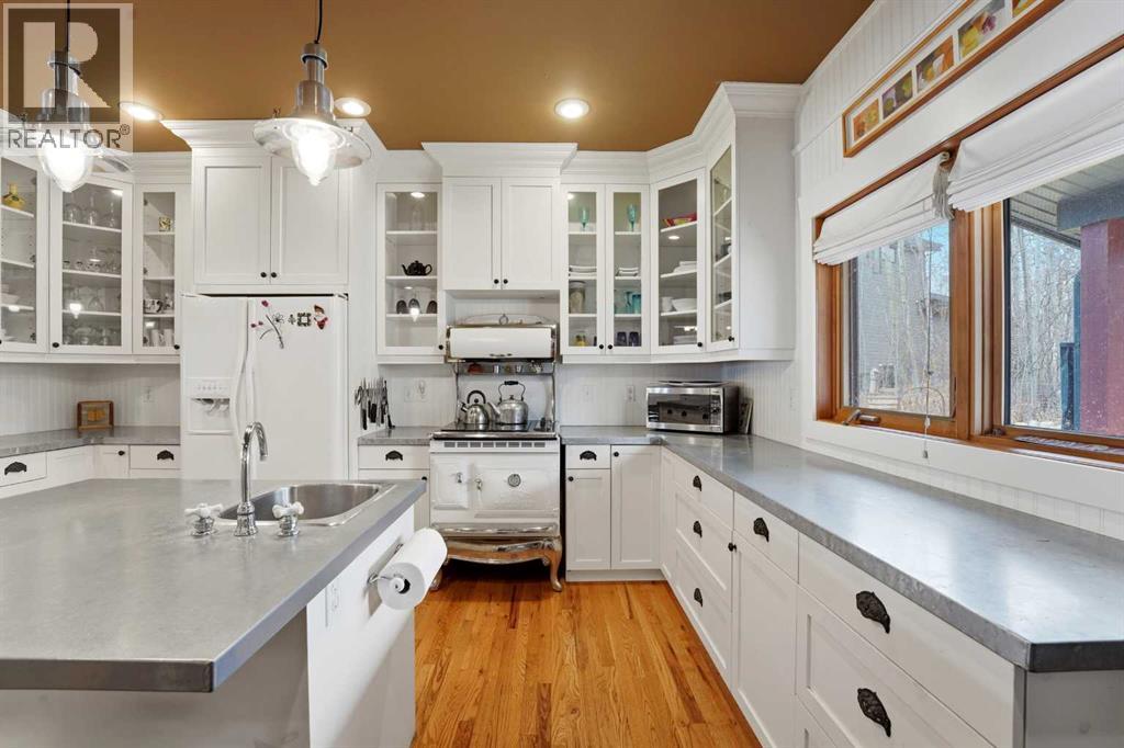 361 Birchcliff Road - 10