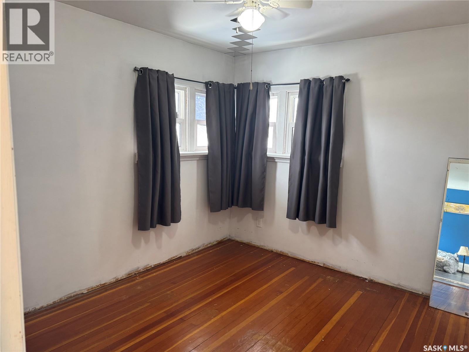 71 22nd STREET E - 25