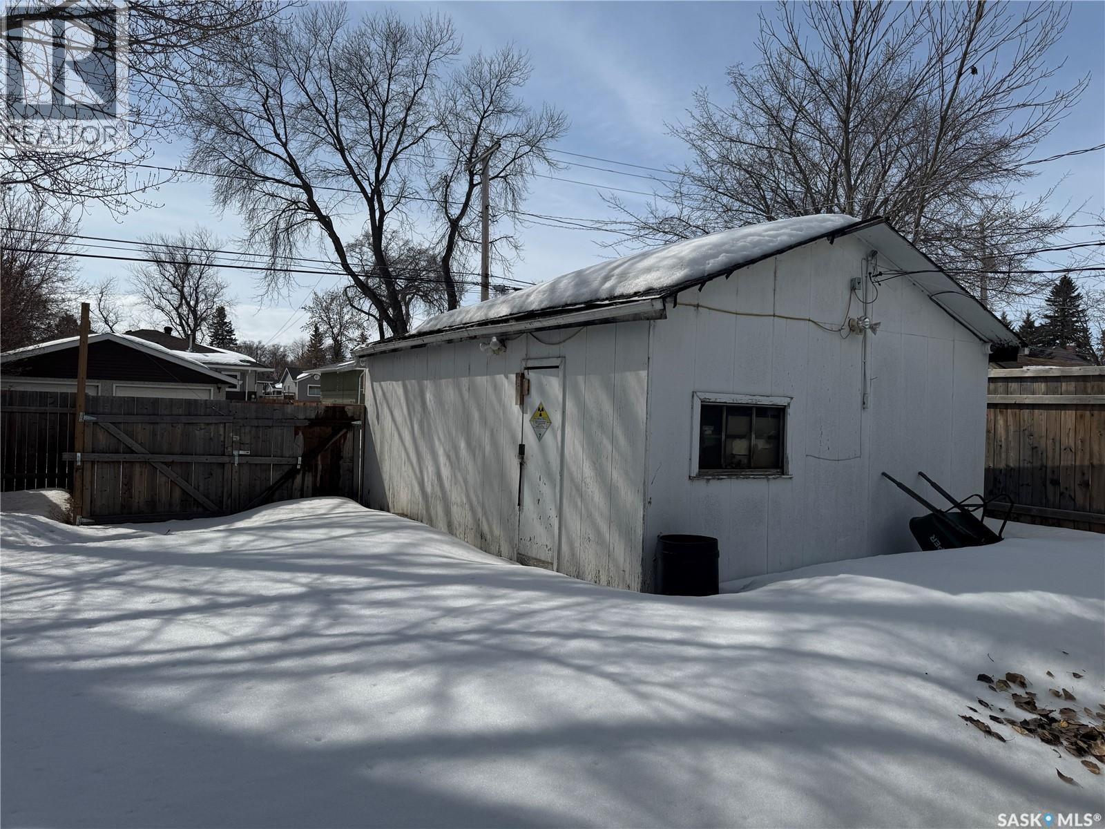 71 22nd STREET E - 37