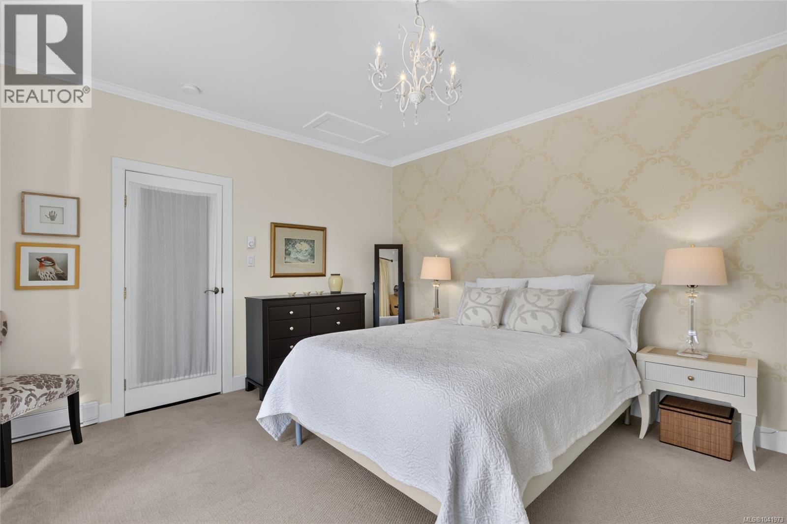 1685 Beaufort Ave - 18