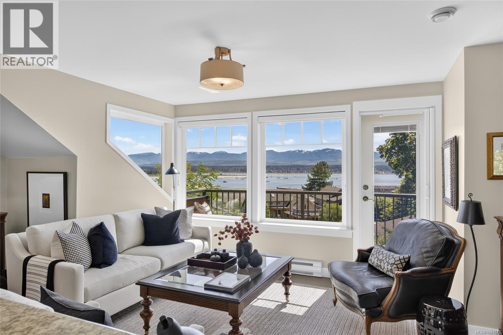 1685 Beaufort Ave - 29