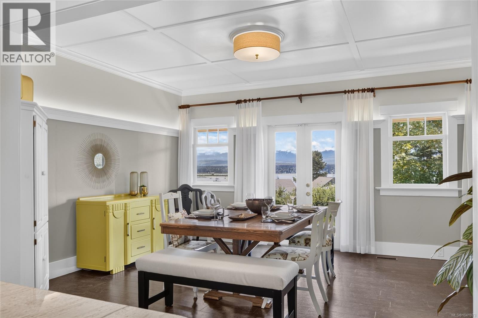 1685 Beaufort Ave - 12