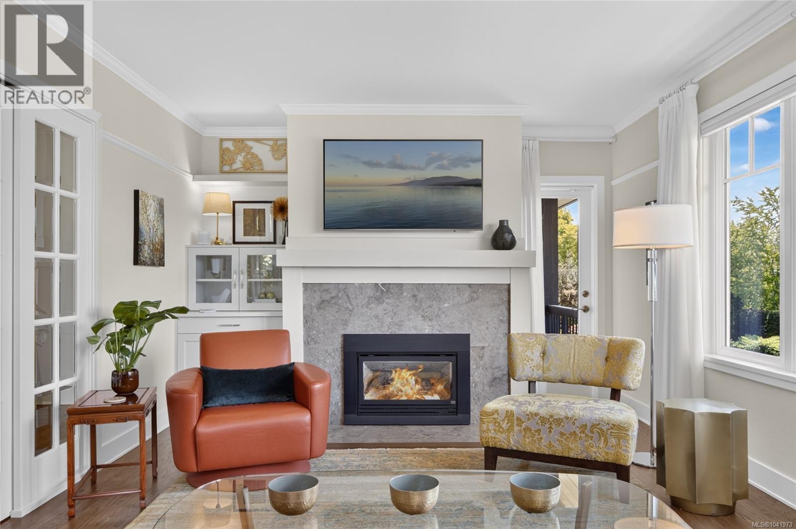 1685 Beaufort Ave - 8