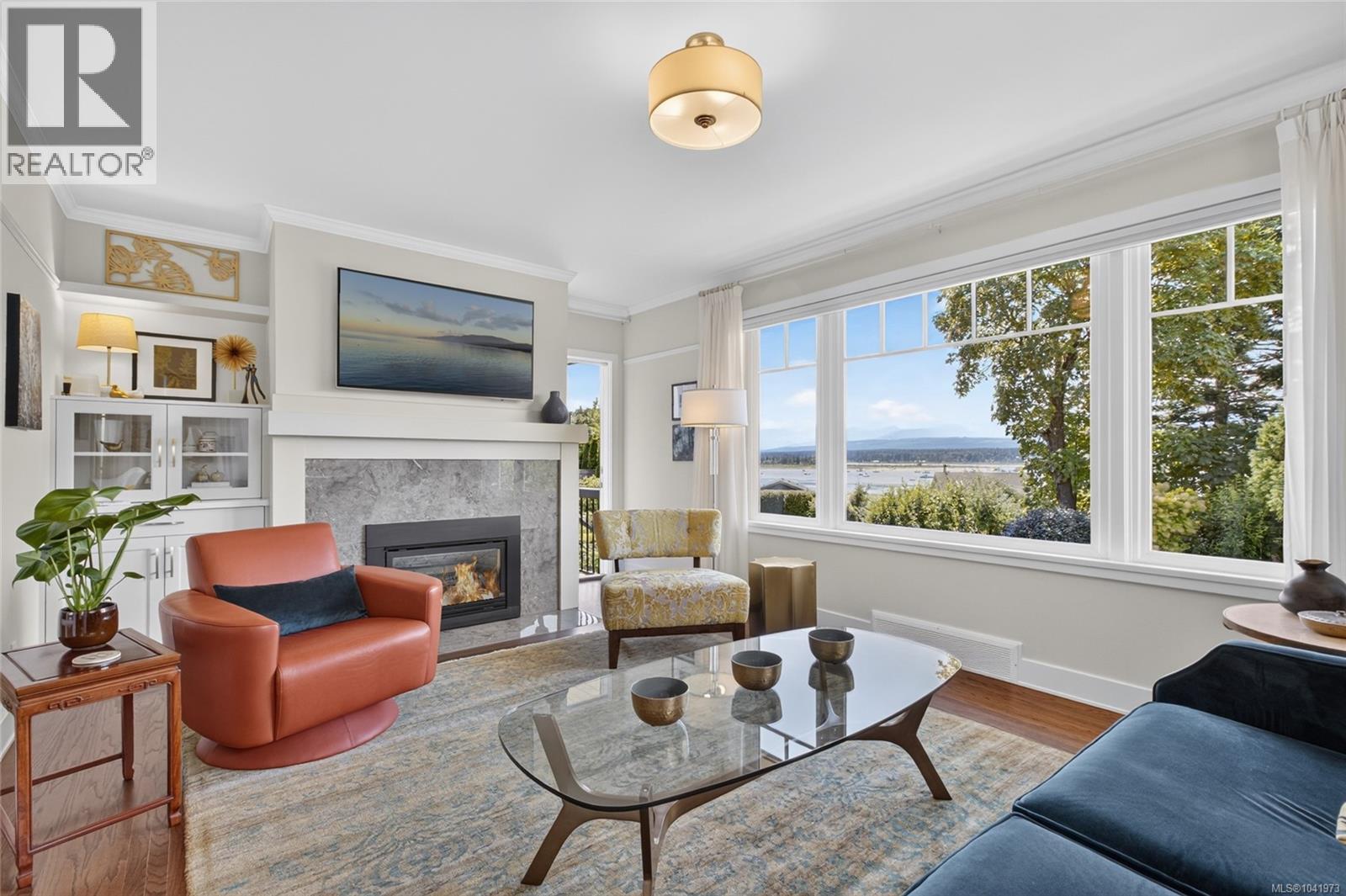 1685 Beaufort Ave - 9