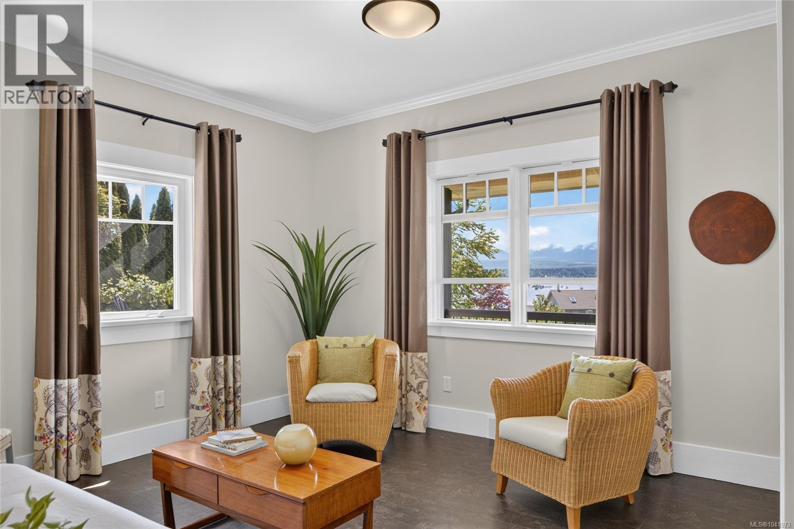 1685 Beaufort Ave - 16