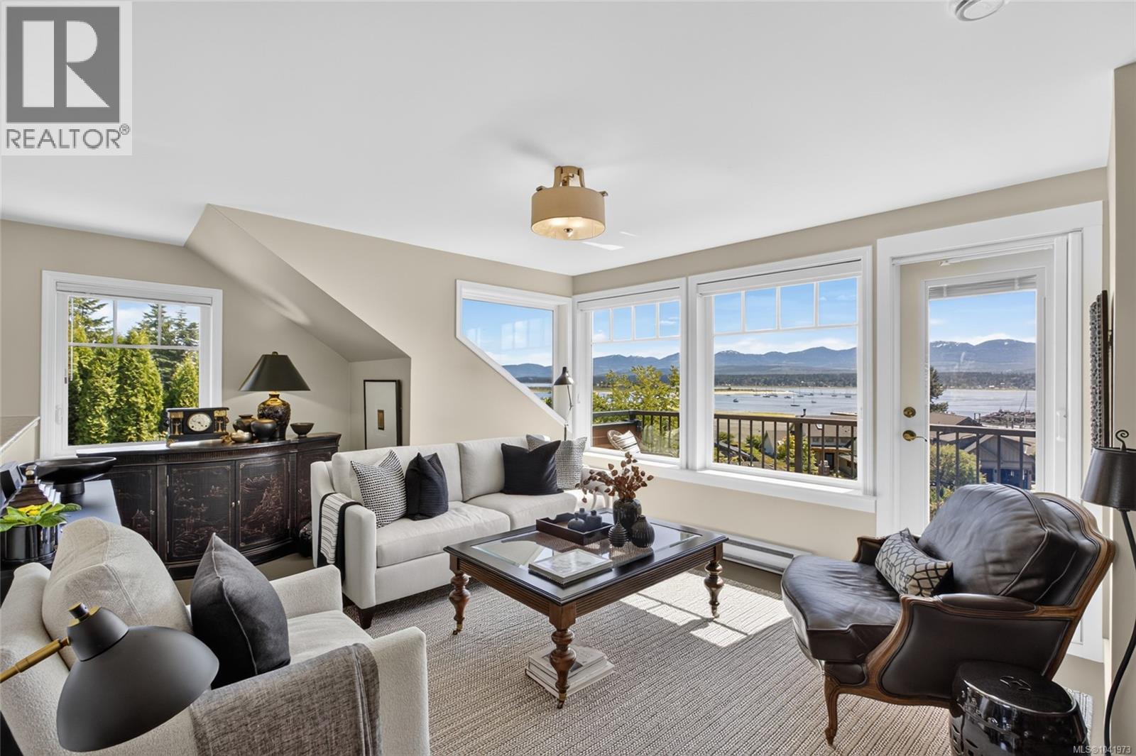 1685 Beaufort Ave - 61