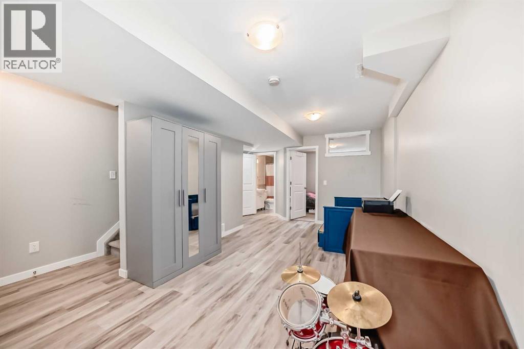 49 Aspen Hills Drive SW - 14