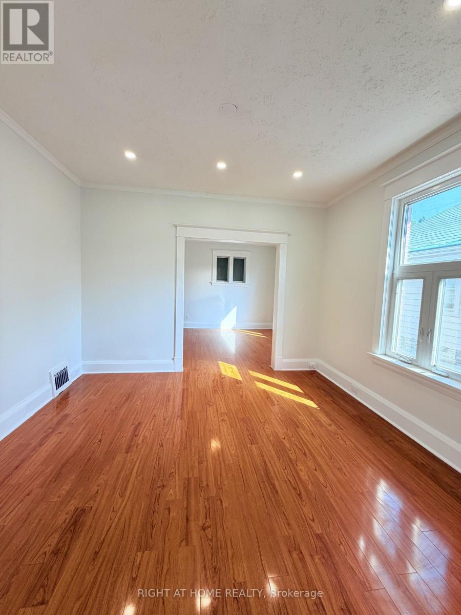 223 QUEEN STREET W - 10