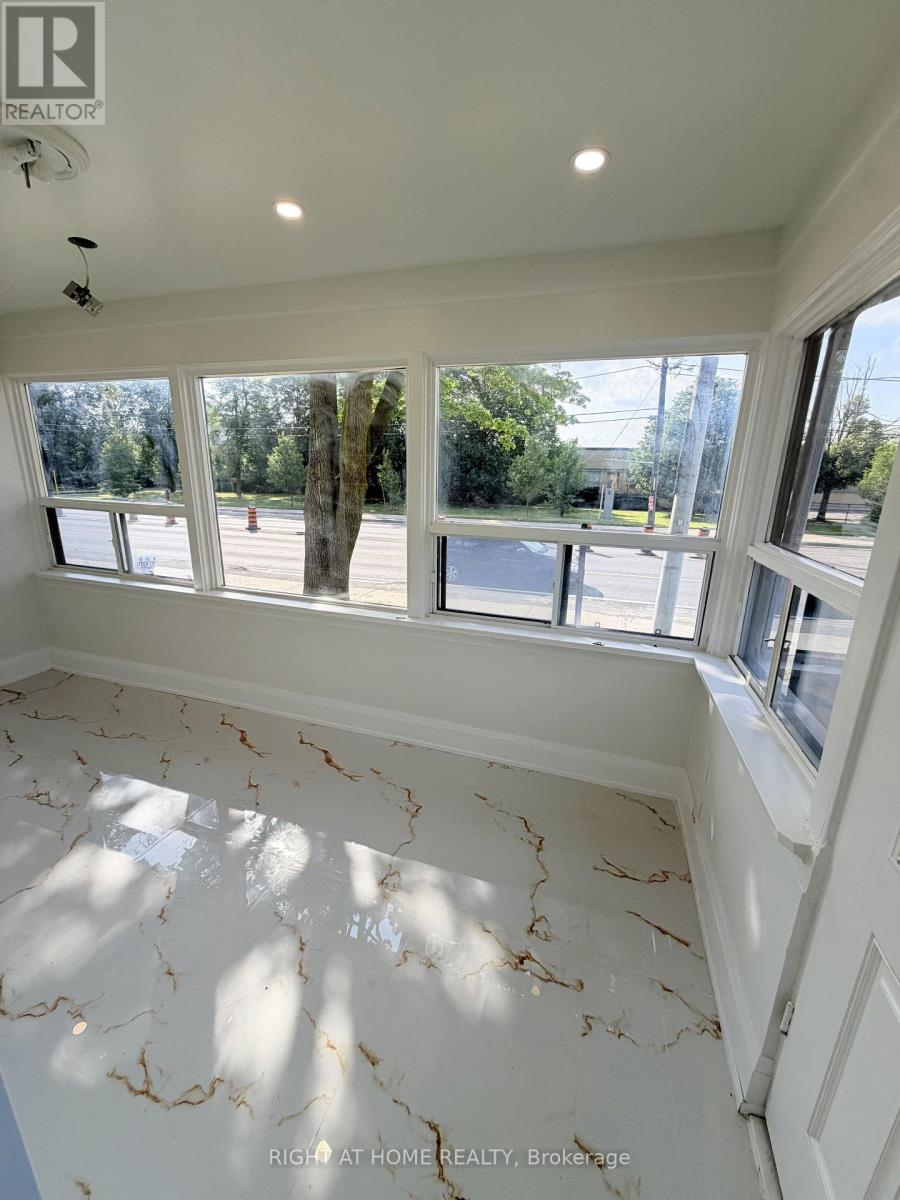 223 QUEEN STREET W - 8