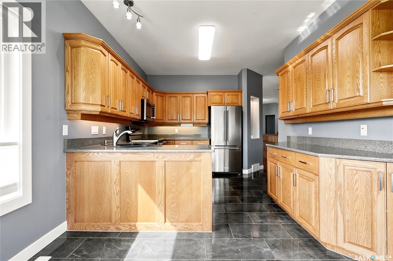 20 315 Bayview CRESCENT — photo 18