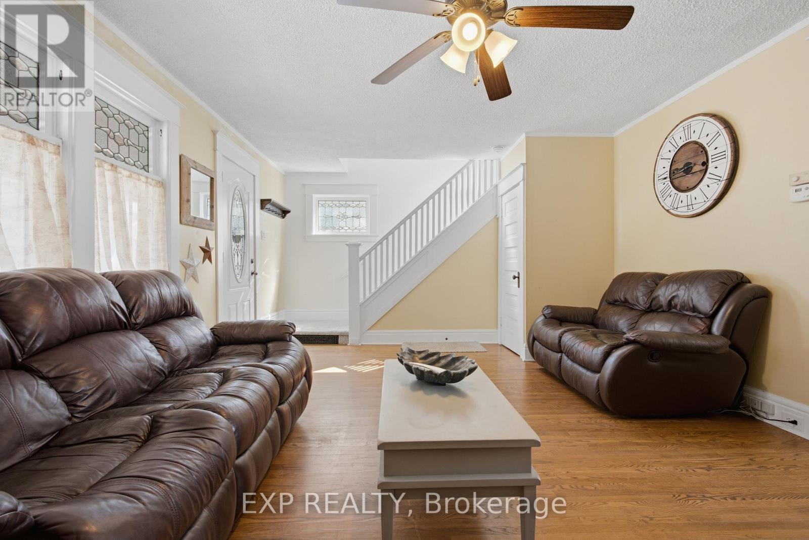 26 LOWELL AVENUE - Image 12