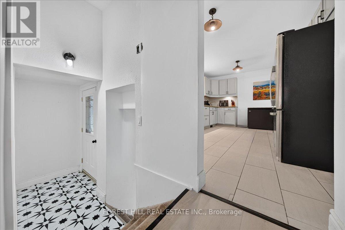 840 MAITLAND STREET - Image 11
