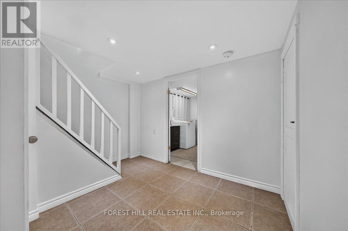840 MAITLAND STREET - Image 28