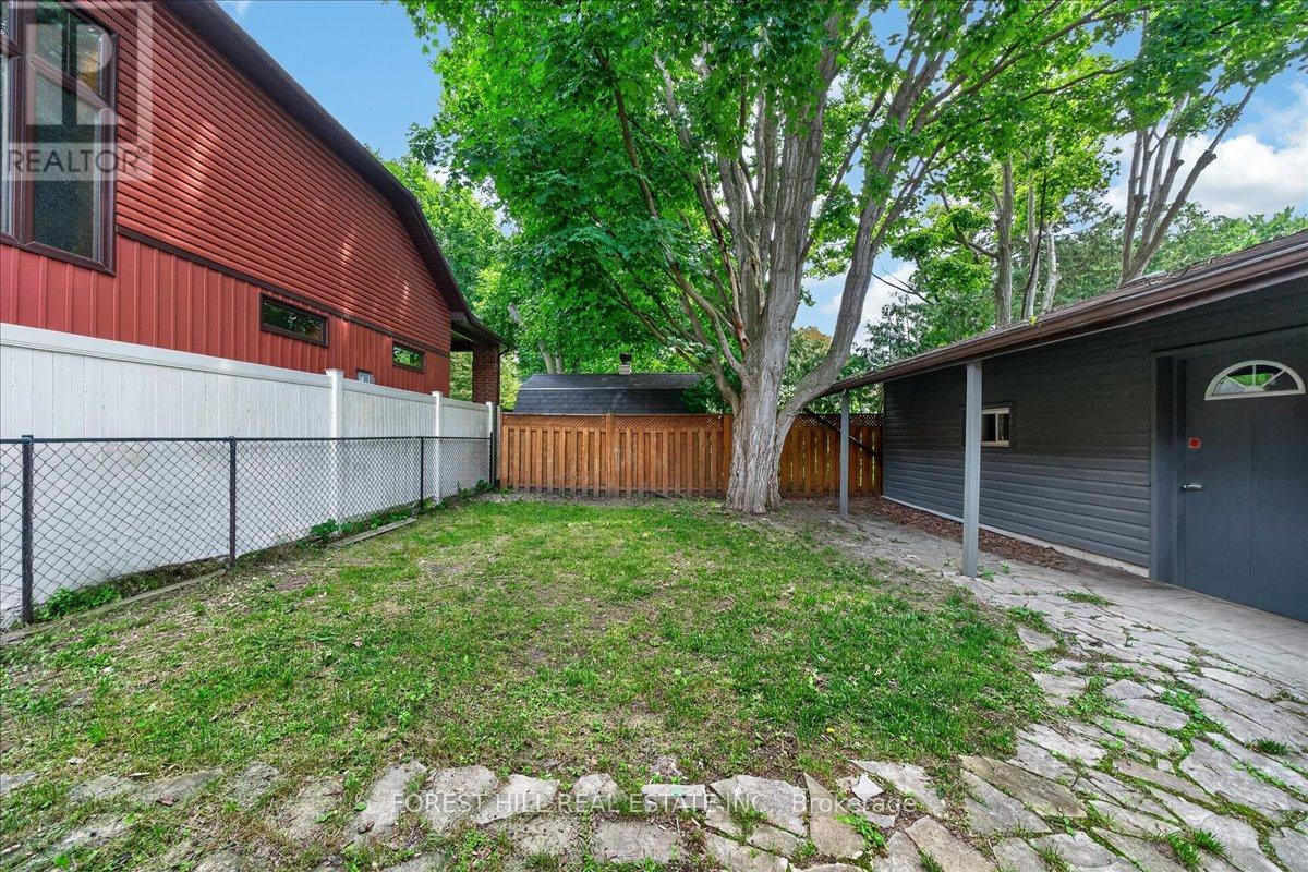 840 MAITLAND STREET - Image 40