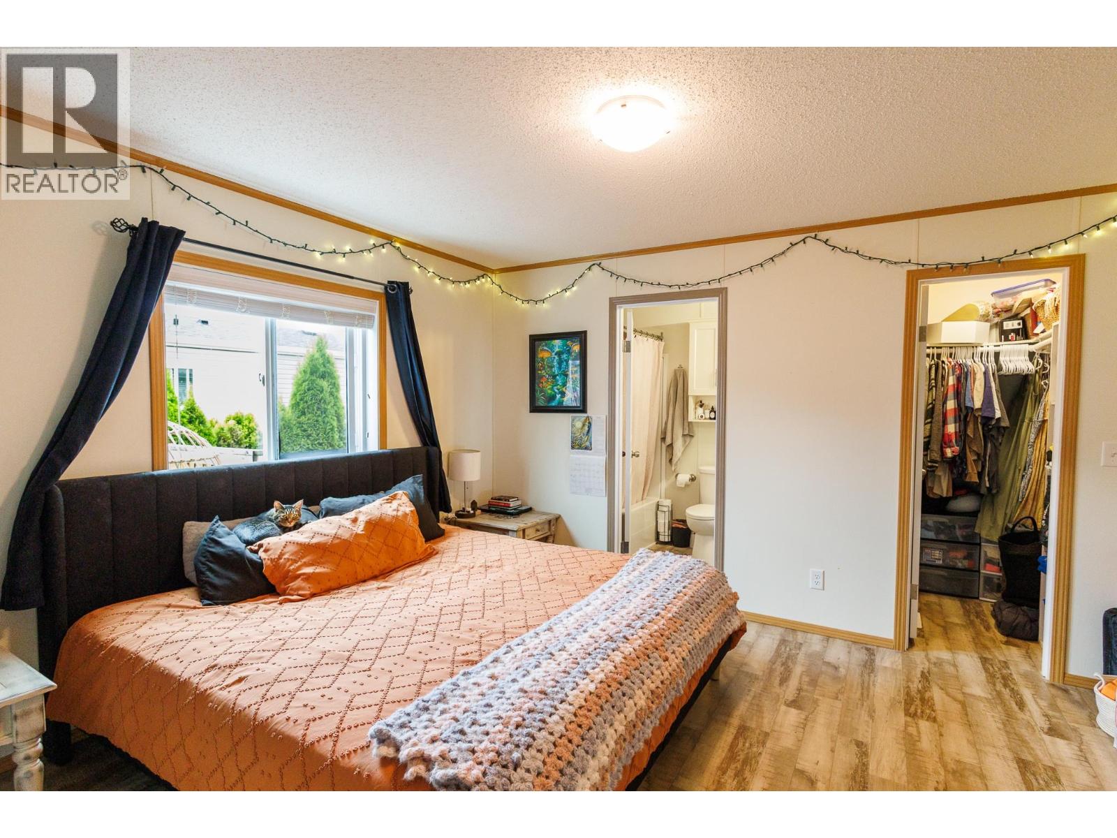 #26 5204 ACKROYD STREET - 12