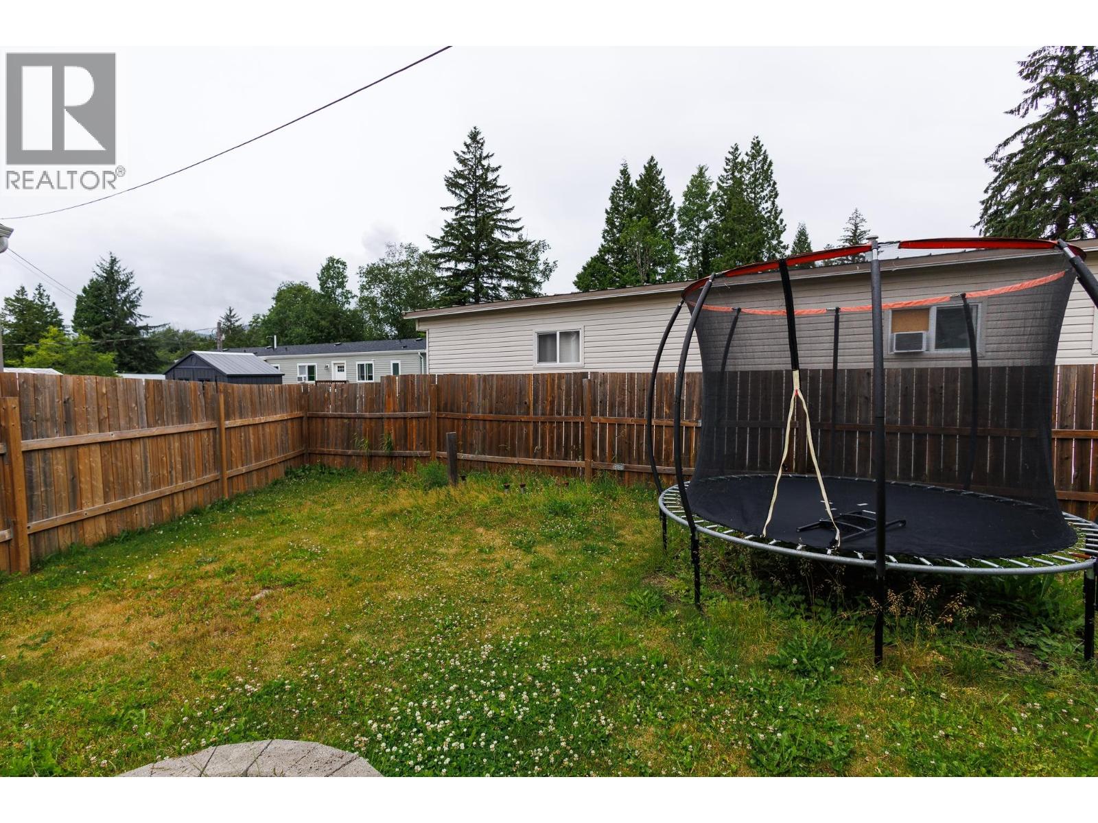 #26 5204 ACKROYD STREET - 21