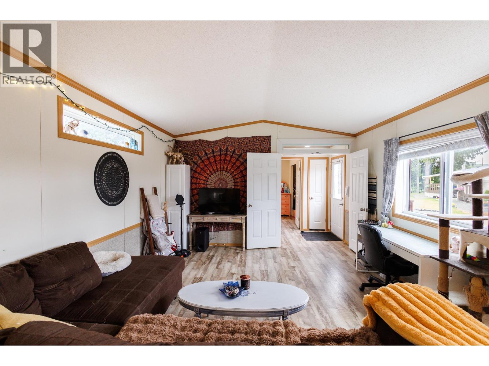 #26 5204 ACKROYD STREET - 6